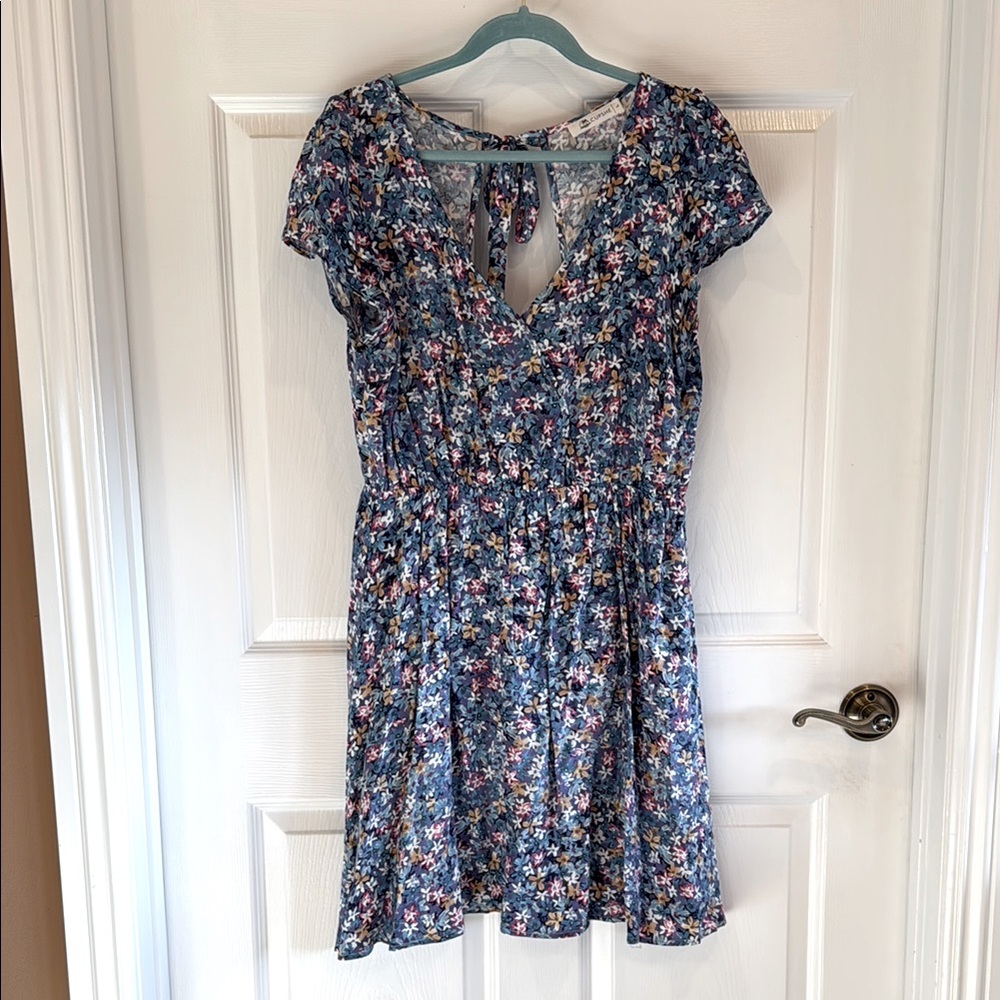 Cupshe Blue Pink Flutter Sleeve Sundress
